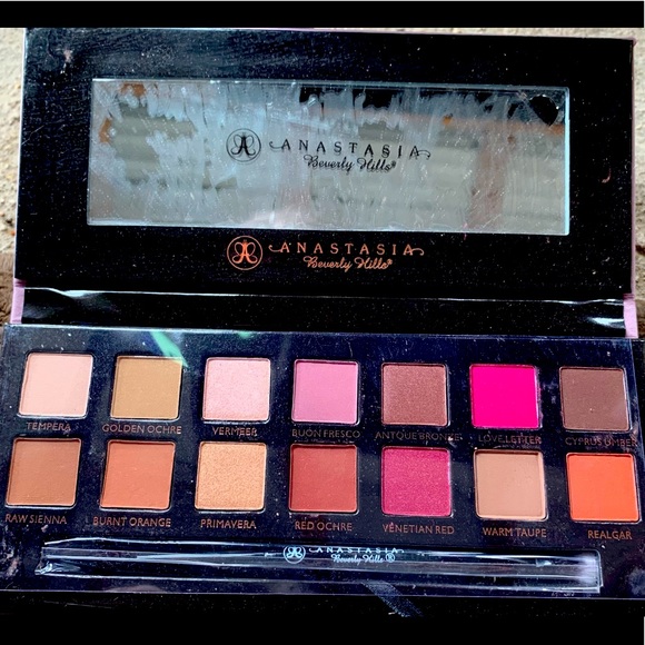 Anastasia Eyeshadow Pallet Bright Spring colors - Picture 1 of 1